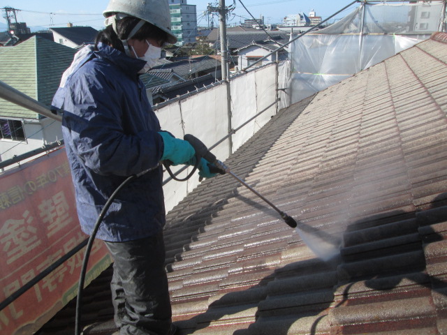 ③屋根・高圧洗浄